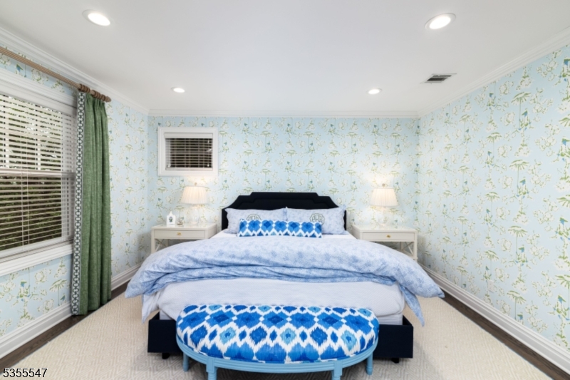 Rolling Hill - Residential