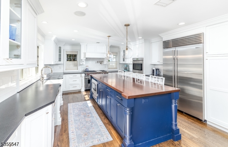 Rolling Hill - Residential