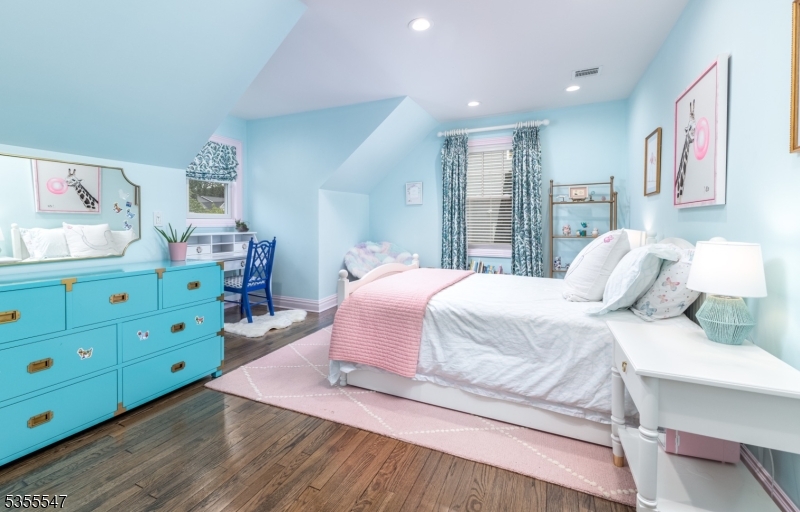 Rolling Hill - Residential