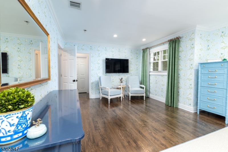 Rolling Hill - Residential