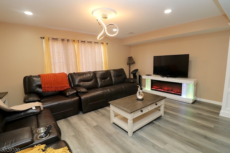 North - Residential Income