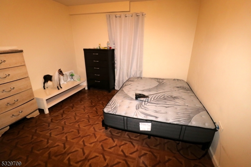 North - Residential Income