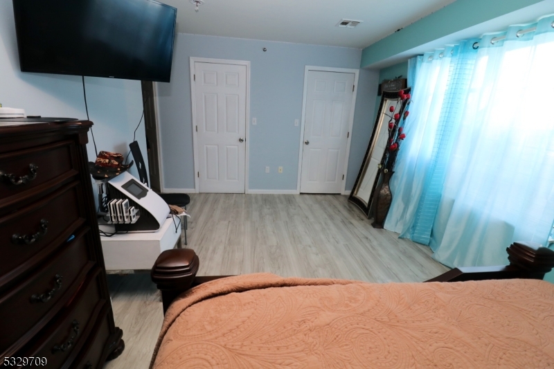 North - Residential Income