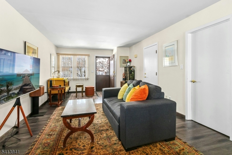 Oak Ridge Manor -UNIT 6 - Residential