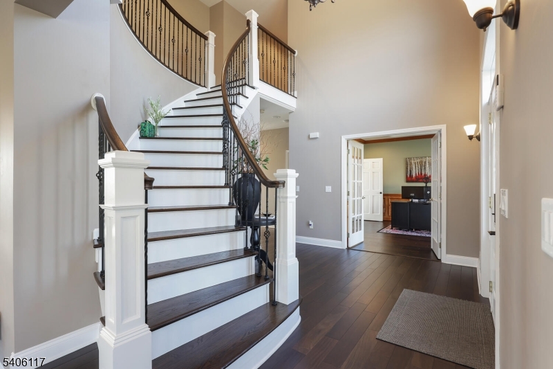 Steeple Chase Manor - Residential