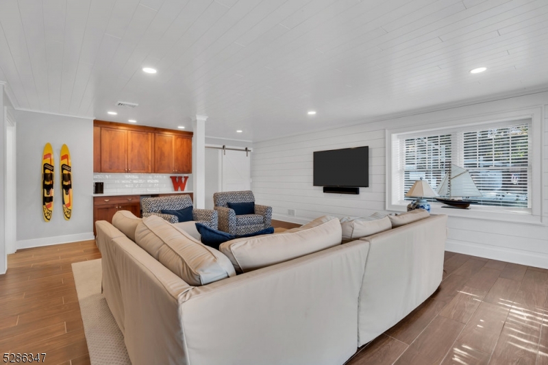 Green Pond - Residential