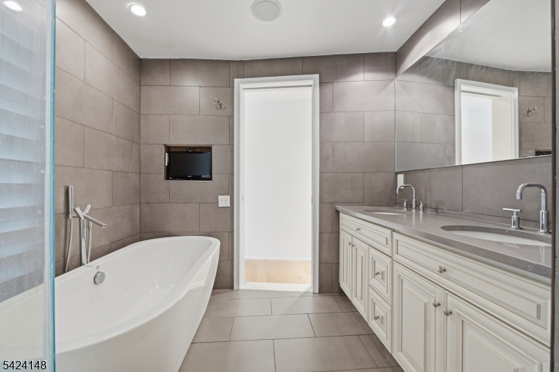 One Hudson Park - Residential
