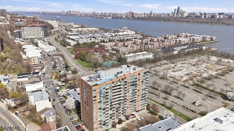 One Hudson Park - Residential
