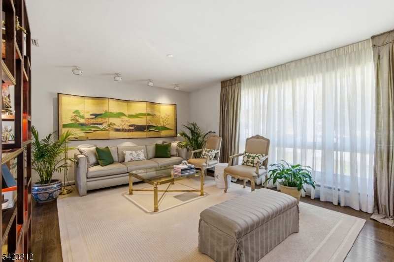 White Meadow Lake - Residential