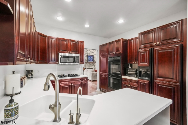 Longview - Residential