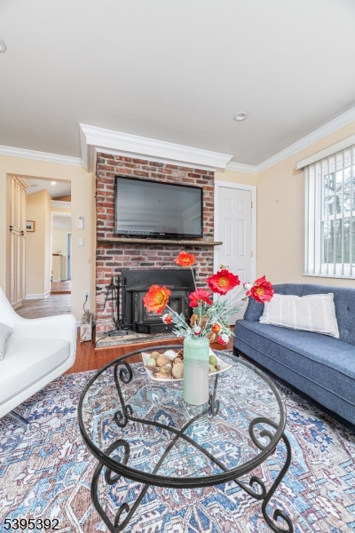 Lake Wanda - Residential