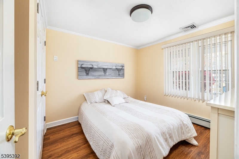 Lake Wanda - Residential