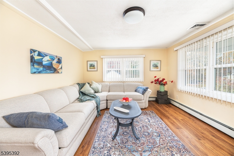 Lake Wanda - Residential