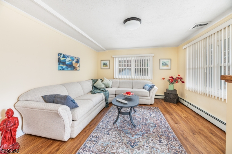 Lake Wanda - Residential