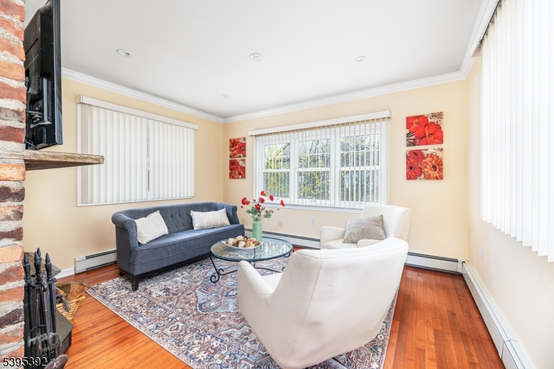 Lake Wanda - Residential