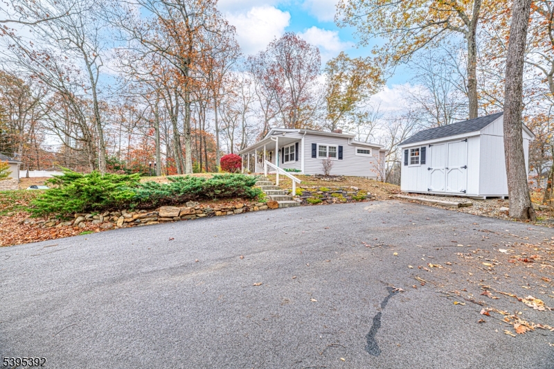 Lake Wanda - Residential