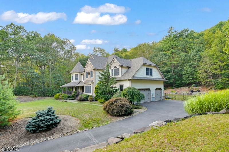 Whispering Pine - Residential