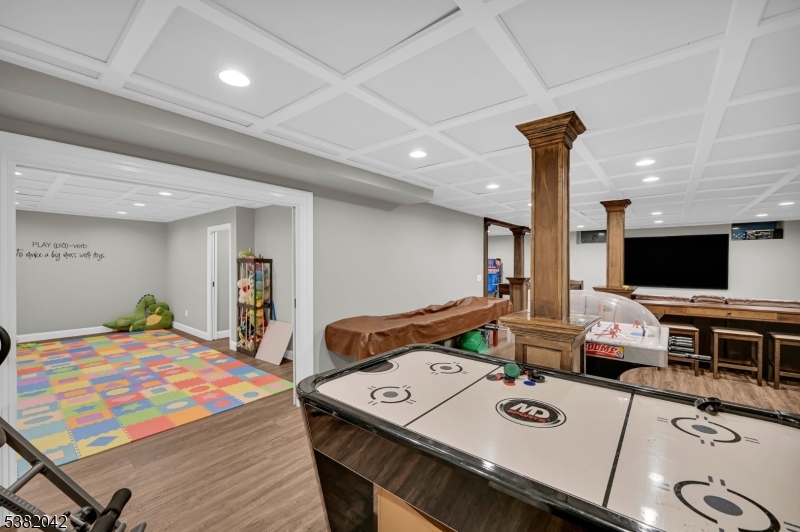 Whispering Pine - Residential