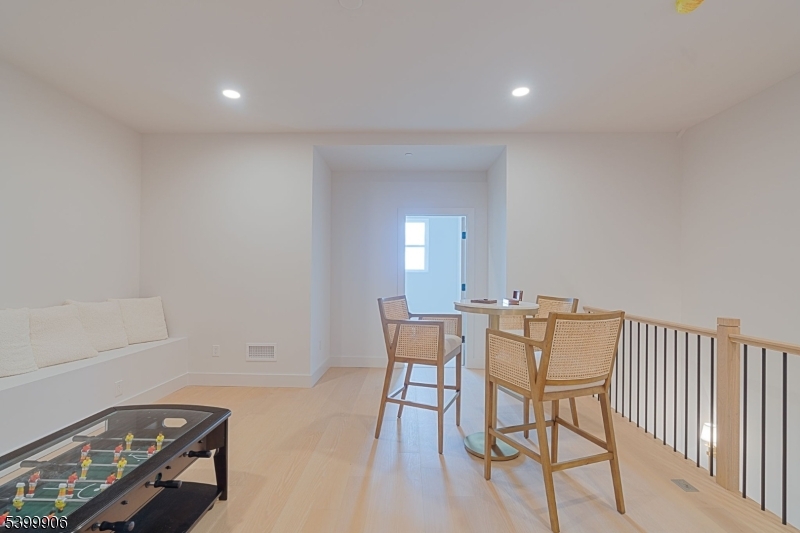 Avon Lakeview Townhomes - Residential