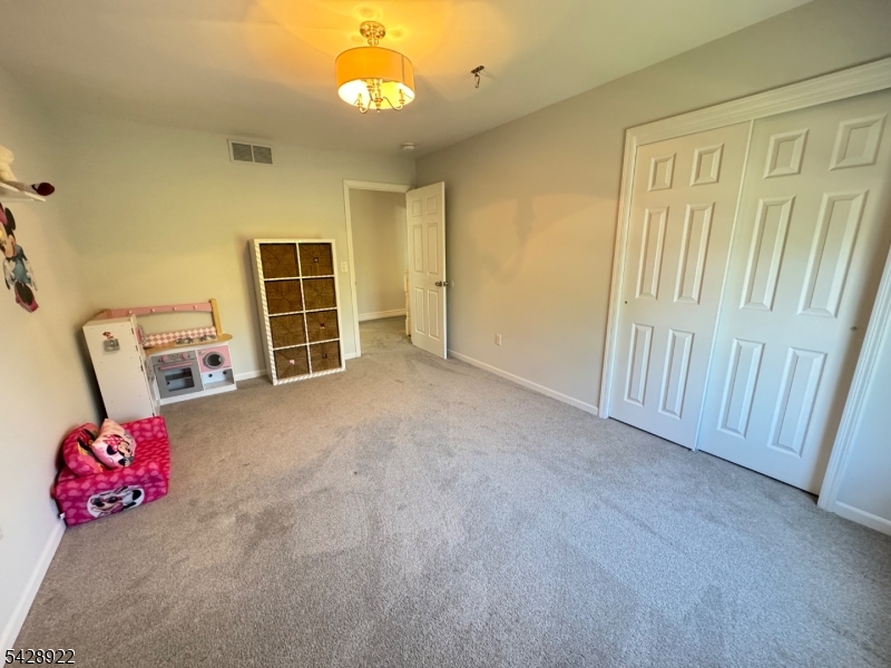Leah Estates - Residential Lease