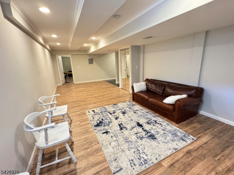 Leah Estates - Residential Lease