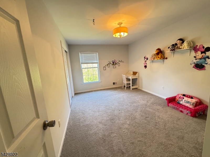 Leah Estates - Residential Lease