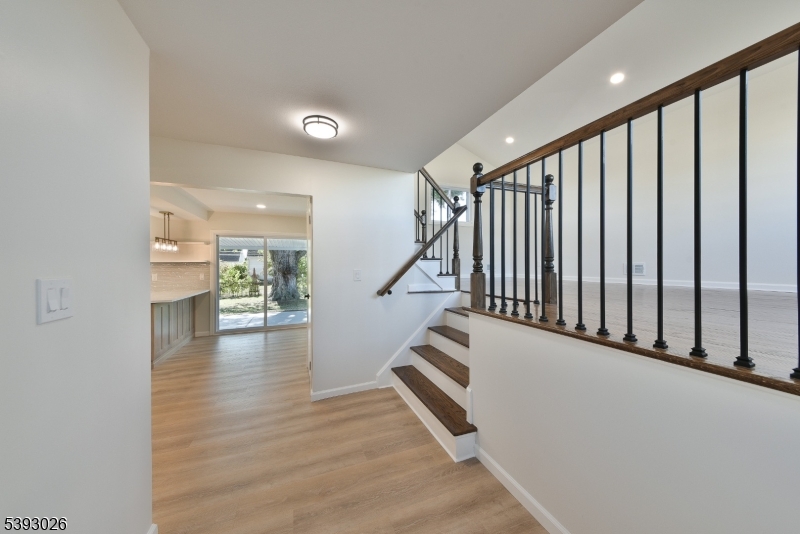 ROLLING ACRES - Residential