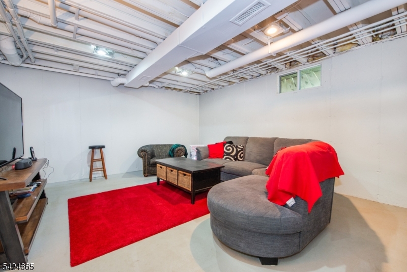 INDEPENDENCE HILLS - Residential