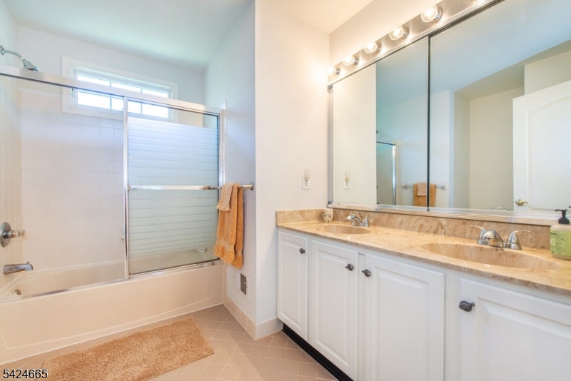 INDEPENDENCE HILLS - Residential