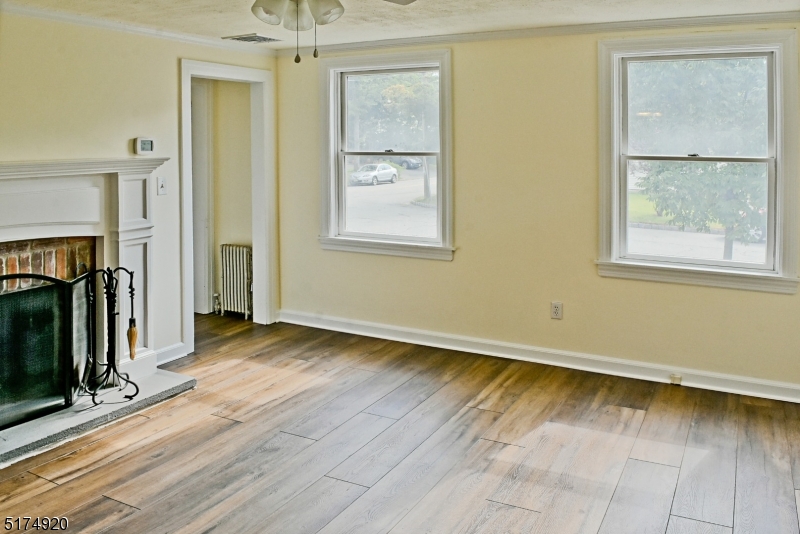 Upper Lake Hiawatha - Residential