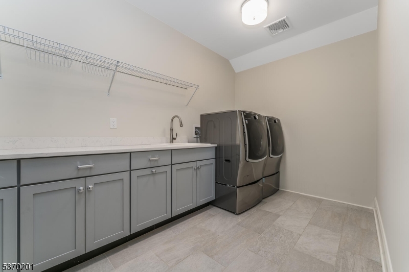 The Estates at River's Edge - Residential