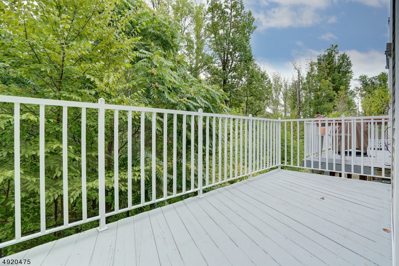 Glenmont Commons - Residential