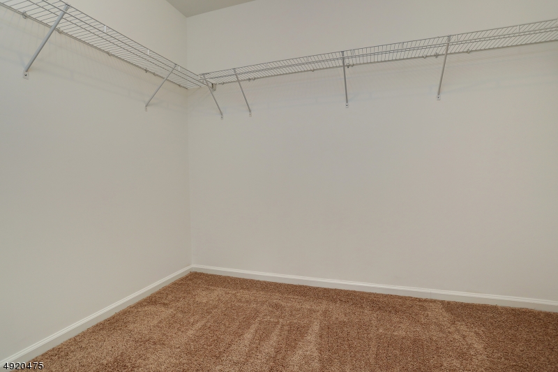 Glenmont Commons - Residential