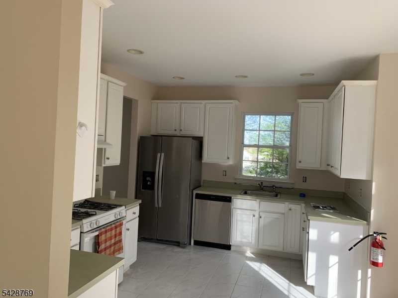 Woodfield Estates - Residential Lease