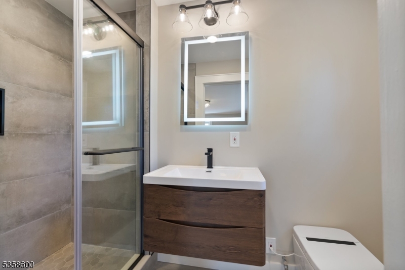 Upper Wyoming - Residential