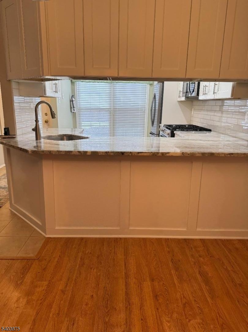 Hilltop Farms - Residential