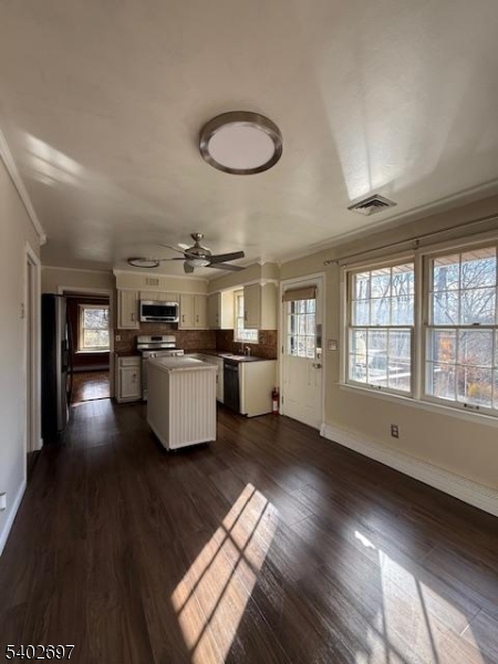 LAKE MOHAWK - Residential Lease