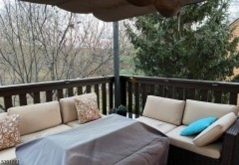 Townsquare Village - Residential Lease