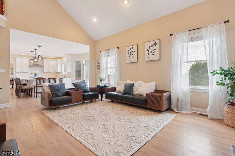 Hunterdon Chase - Residential