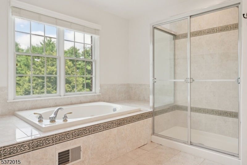 Hunterdon Chase - Residential