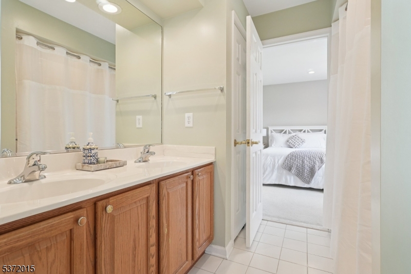 Hunterdon Chase - Residential