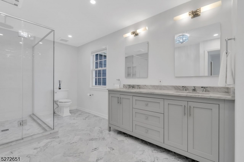 Rolling Hill - Residential