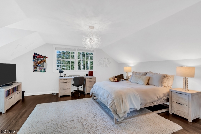 Rolling Hill - Residential