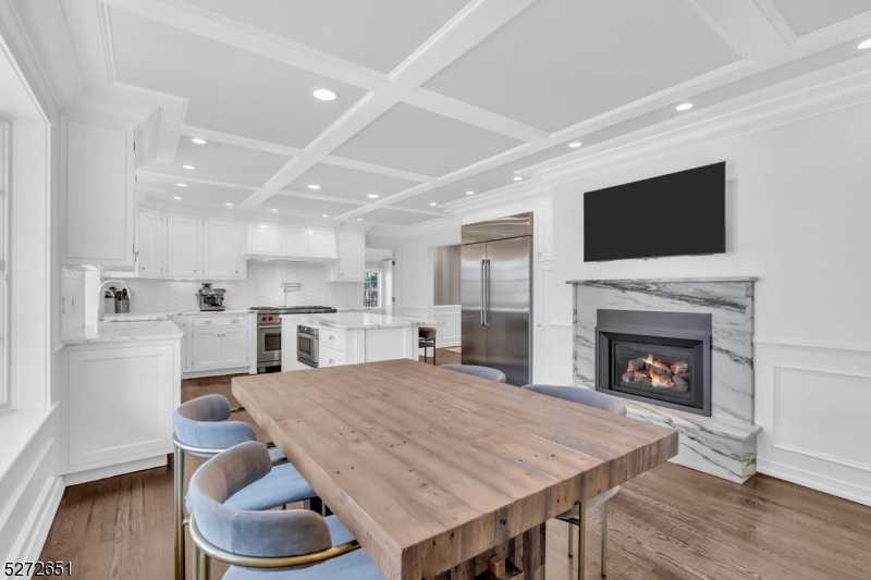 Rolling Hill - Residential