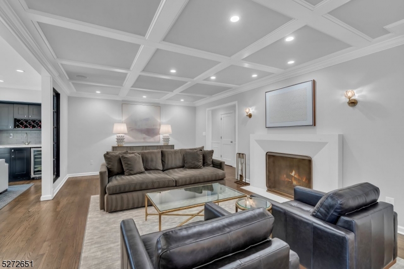 Rolling Hill - Residential