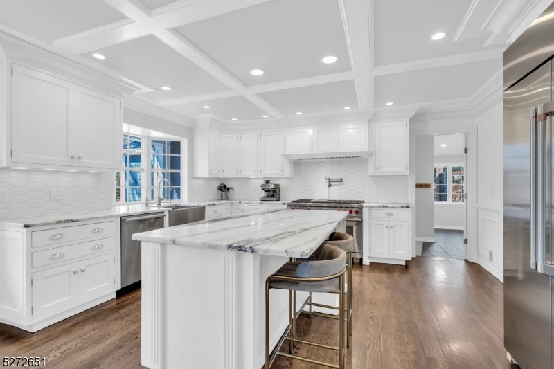 Rolling Hill - Residential