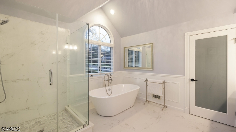 Beacon Crest - Residential