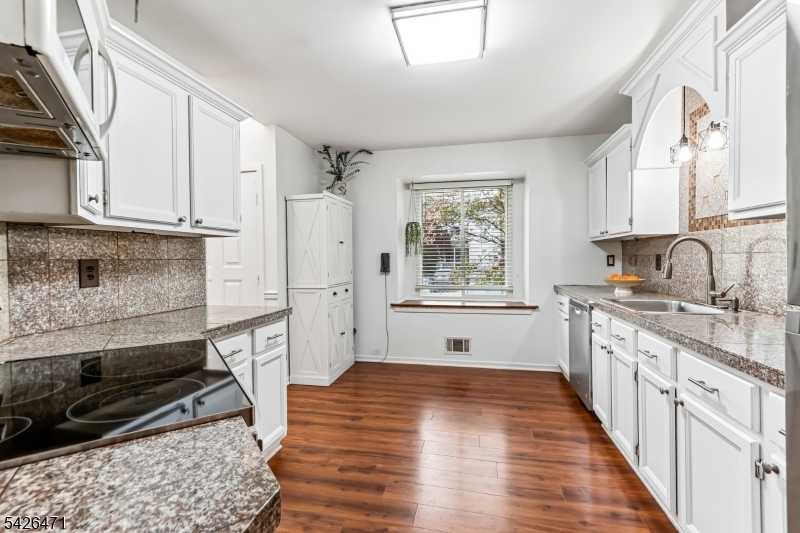 Huntington Park - Residential