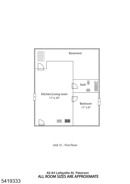 Main image without alt text