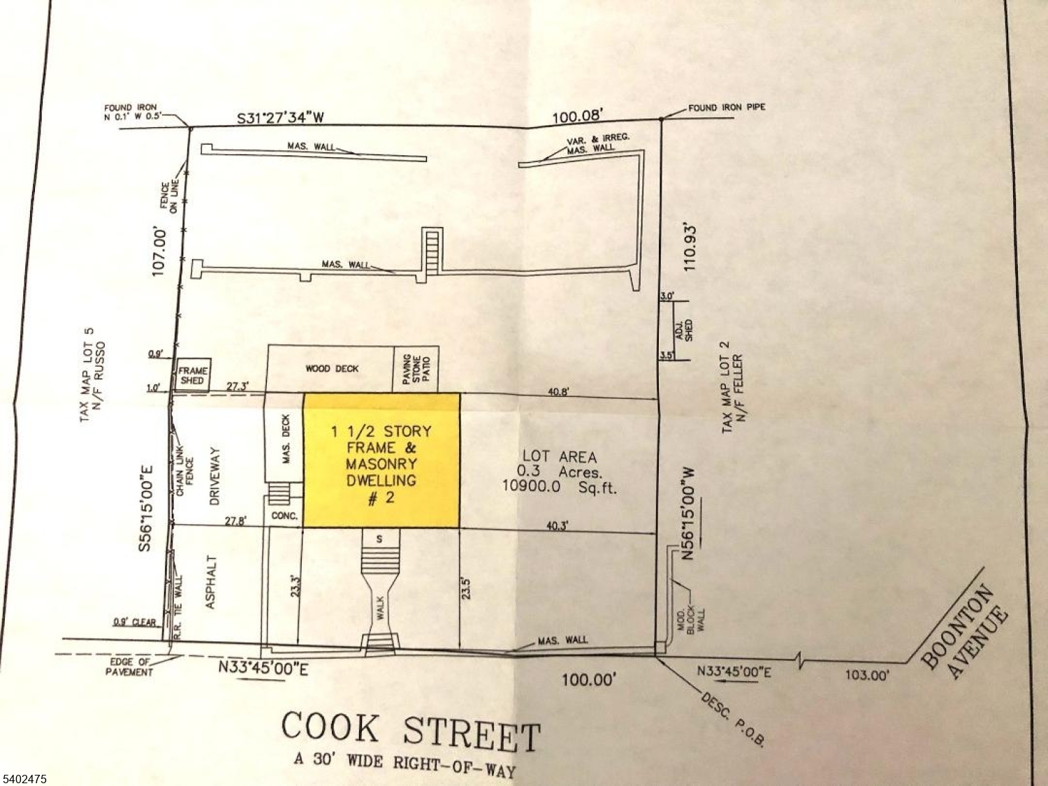 Main image without alt text